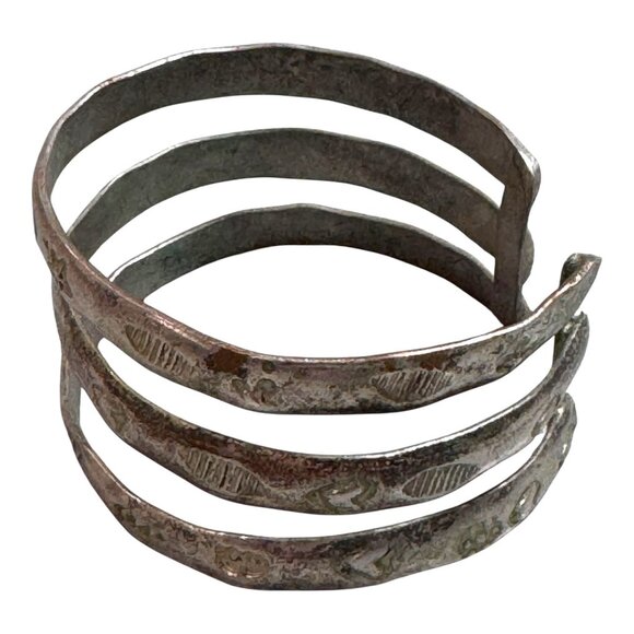 Vintage Heiroglyphics Fish Beach Handcrafted Silver Split Cuff Bracelet Hammered - Picture 9 of 10